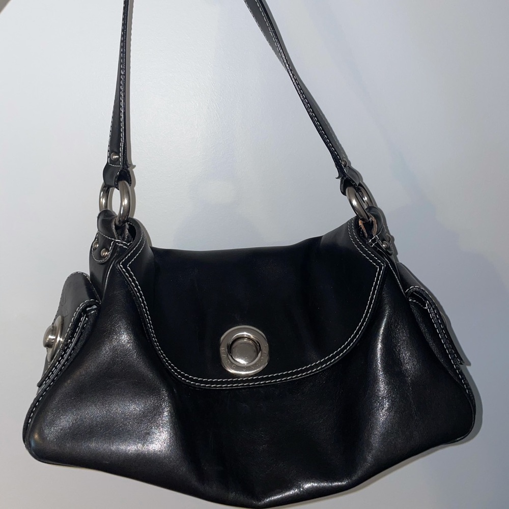 Marc Jacob’s All Black Leather Shoulder Bag
